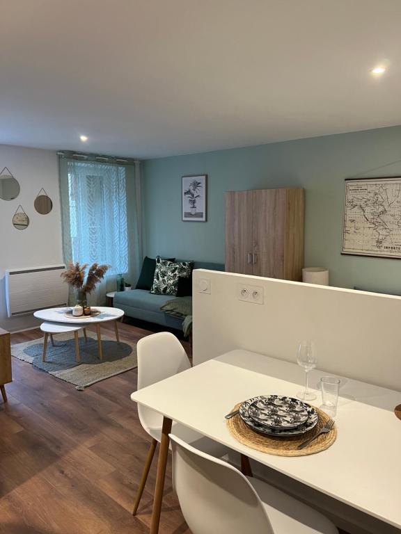 Studio calme à 2 pas du Rhône - Wifi rapide - B&B Tournon-sur-Rhône
