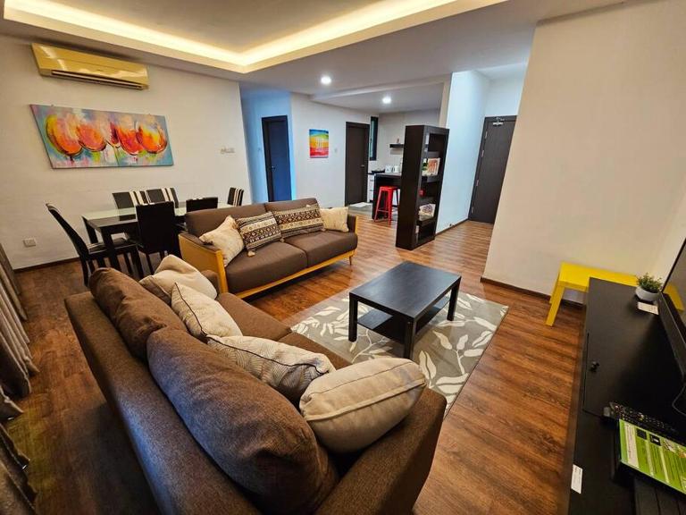 Vivacity Megamall Jazz Suites 3BR Direct Mall Access Free Parking 11B - B&B Kuching