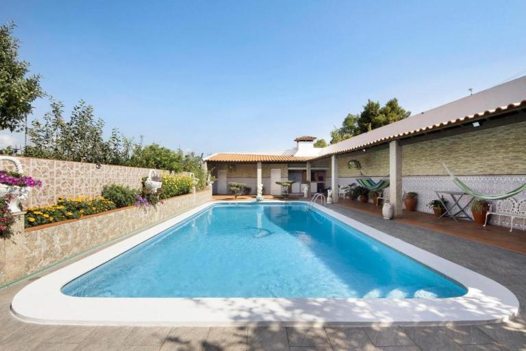 Private Pool Villa 20min By Oporto - B&B Oliveira de Azeméis