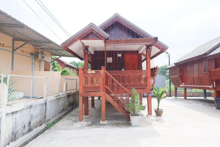 Sappermpool Guest House เรือนภูผา - Chambres d'hôtes Ban Dong Bang