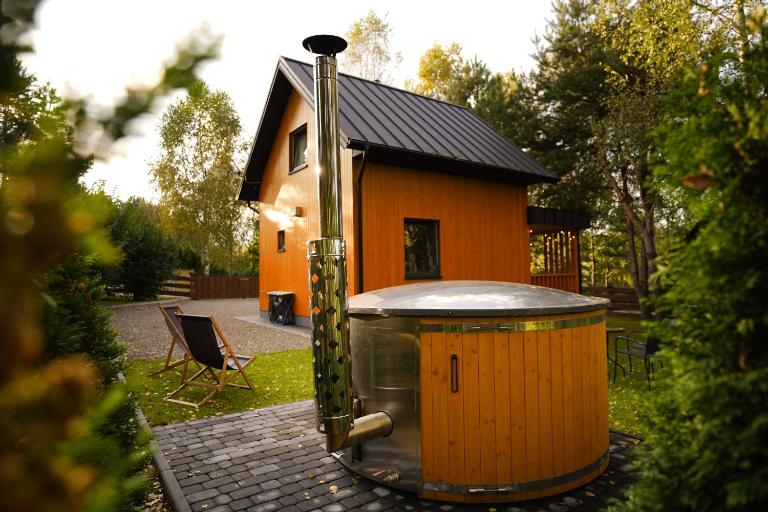 TO TU Chańcza Mały Domek z Balią - B&B Raków