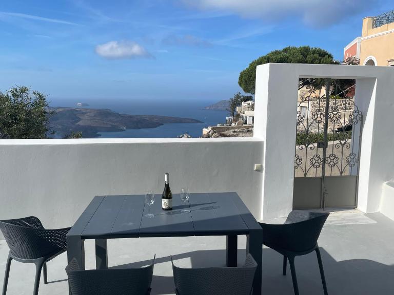 Villa DALI Danae - Chambres d'hôtes Fira