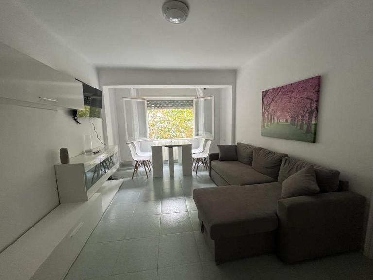 Apartamento Portbou - Bed and Breakfast Portbou