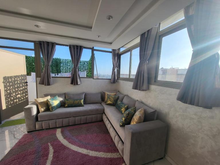 Modern Studio Just Steps from the Beach - B&B El Jadida