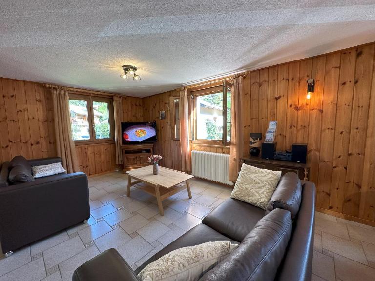 Perfect Mountain Condo - 4 Valleys - Swiss Alps - B&B Beuson