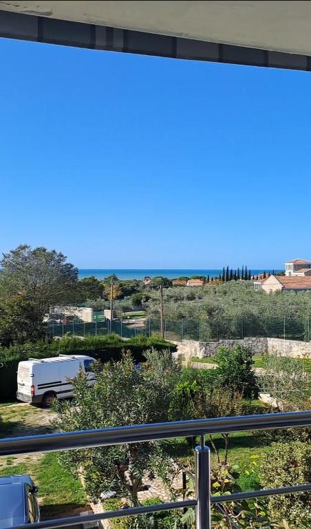 New apartment ViVaNo V I D with amazing view - B&B Zambratija