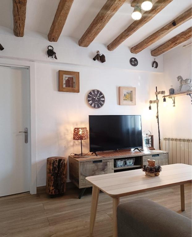 Apartament Turístic Campdevànol - Bed and Breakfast Campdevànol