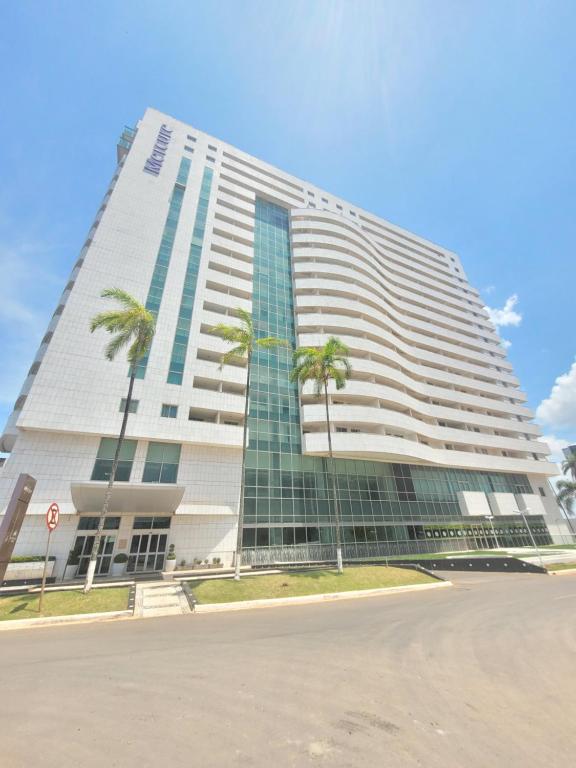 FLAT NO MERCURE BRASÍLIA LIDER, COM LIMPEZA DIÁRIA GRÁTIS, AO LADO DA ESPLANADA DOS MINISTÉRIOS, ESTÁDIO MANÉ GARRINCHA E CENTRO DE CONVENÇÕES, COM PISCINA, ACADEMIA, RESTAURANTE, RECEPÇÃO 24HS By REI DOS FLATS - B&B Brasília