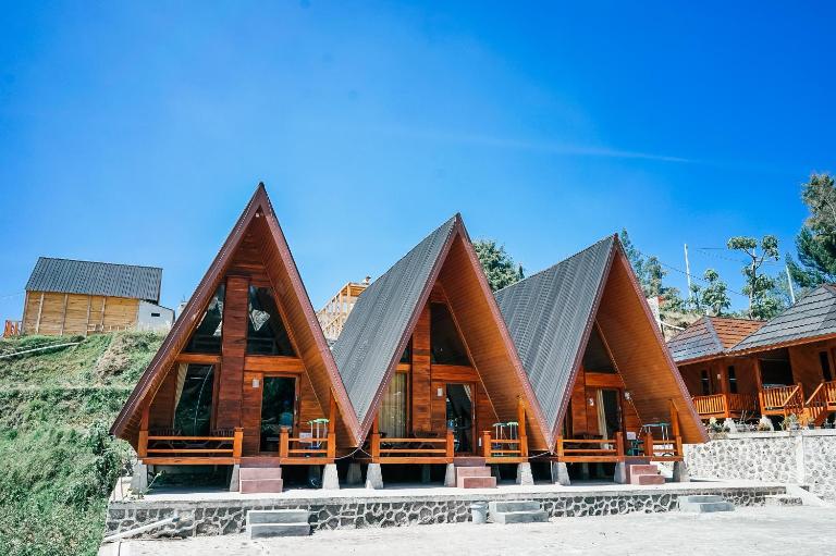 Golden Orchid Villa - B&B Dieng
