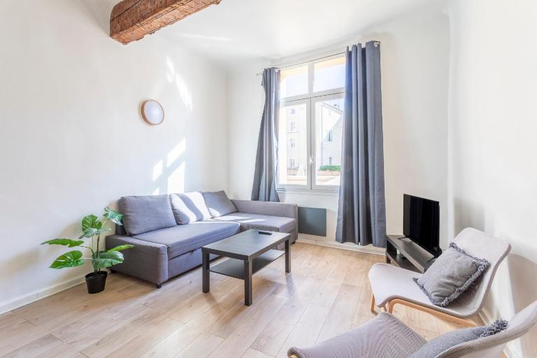 Studio place cardeurs - Bed and Breakfast Aix-en-Provence