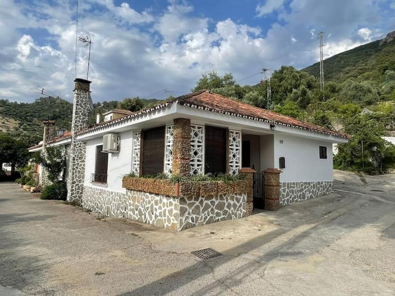 Casa Los 4 Hermanos. - B&B El Bosque
