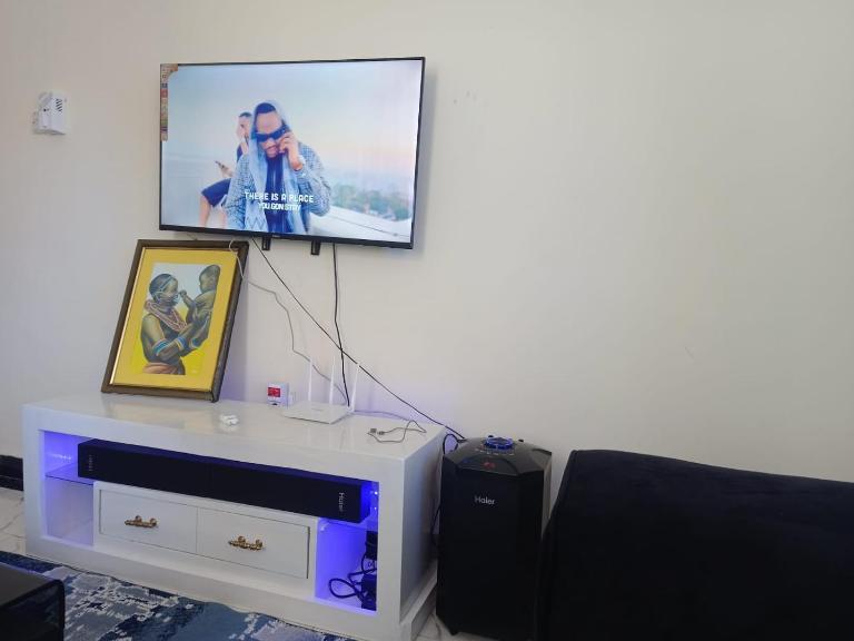 TWO BEDROOM APARTMENT BAMBURI Mombasa - B&B Mombasa