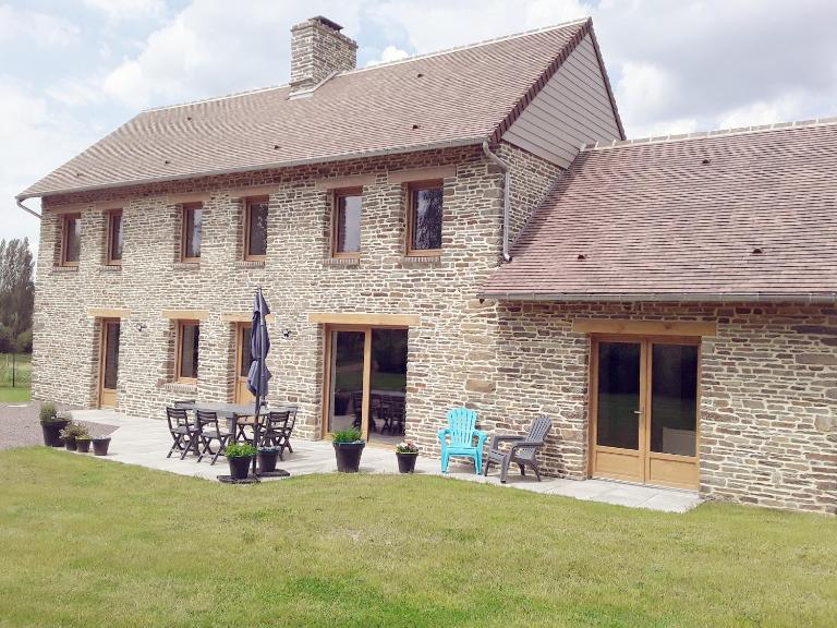 Gîte de Landemeure, 10 couchages, accès PMR - B&B Saint-Germain-du-Crioult