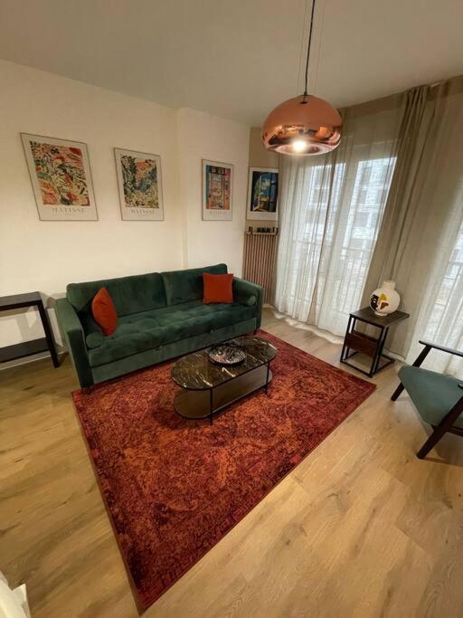 Appart charmant au cœur de la ville et des commodités - B&B Saint-Ouen