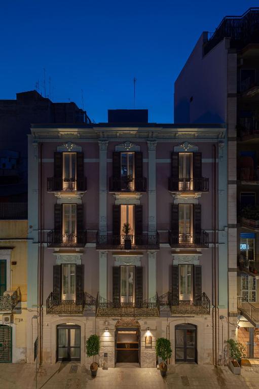 VIS urban suites & spa - Boutique Hotel - B&B Bari