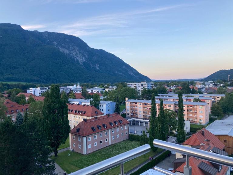Ferienwohnung Alpen-/Stadtpanorama Bad Reichenhall - Bed and Breakfast Bad Reichenhall