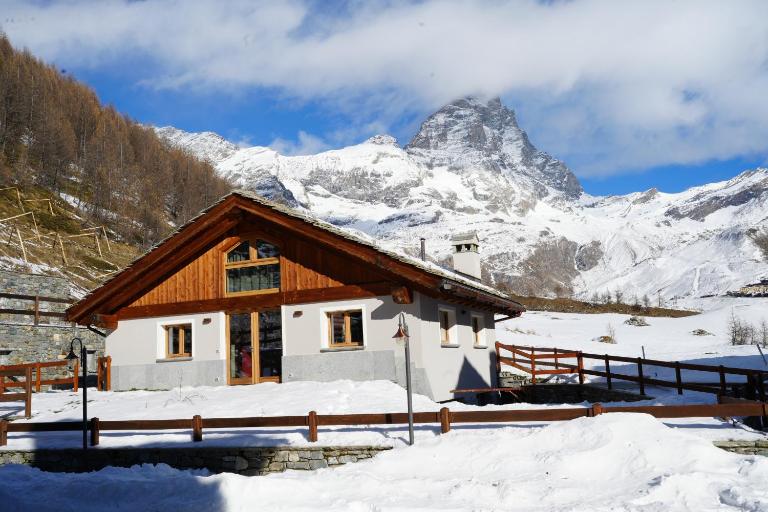 FAIRWAY LODGE - Bed and Breakfast Breuil-Cervinia