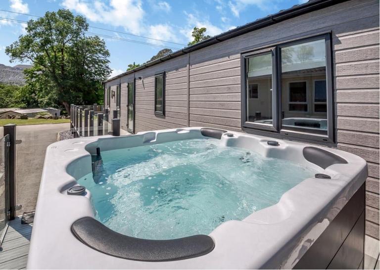 C03 - The Faraday - Ferienwohnung Bangor