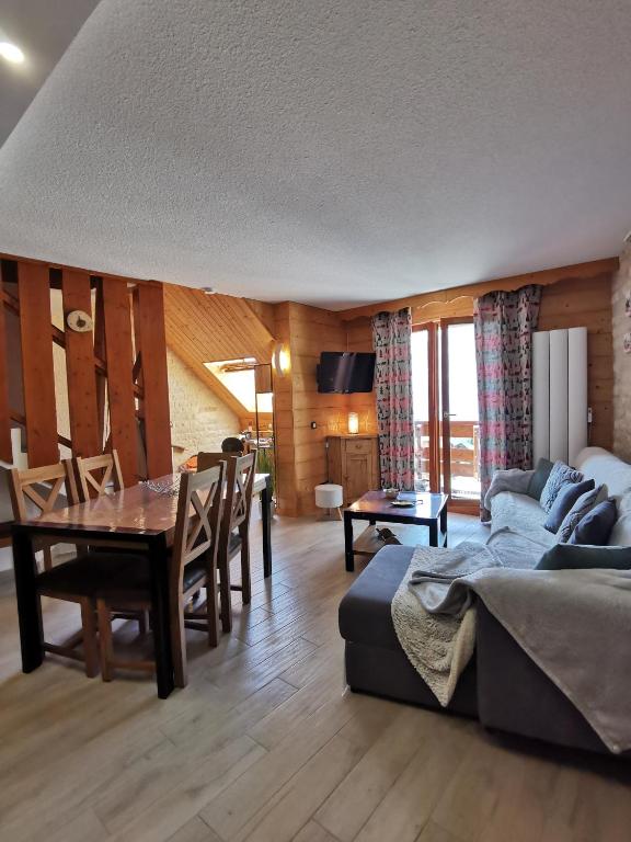 Duplex Les 2 Alpes avec accès direct aux pistes - B&B Les Deux Alpes