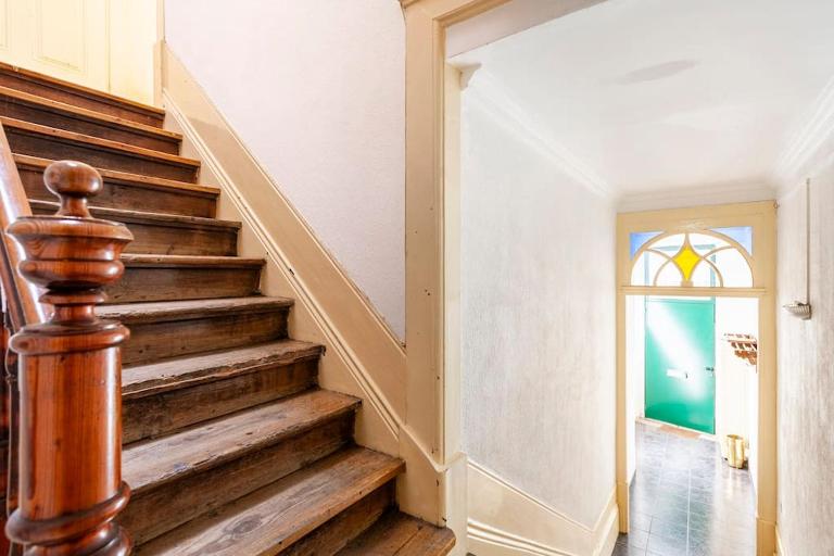 Charming Townhouse in the Historic Center of Porto - B&B Oporto