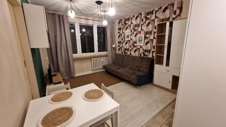 Apartament Poselska - Bed and Breakfast Legnica