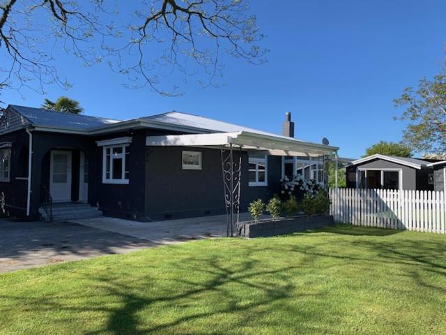 Walnut House - B&B Havelock North