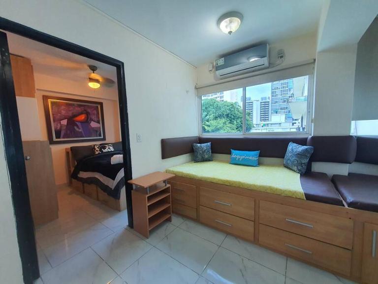 R.8-8 Lindo estudio ejecutivo en área turística. - B&B Panama City