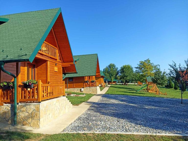 Fruskogorske brvnare - B&B Velika Remeta