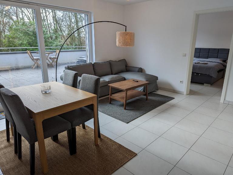 1BR Apartment with Garage in Kirchberg - Bed and Breakfast Luxemburg