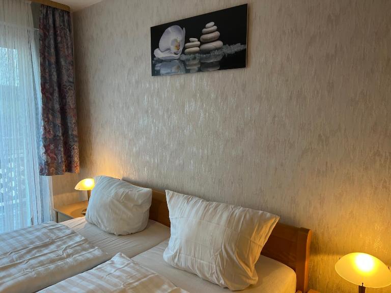 Doppelzimmer Nr. 1 - Bed and Breakfast Freiensteinau