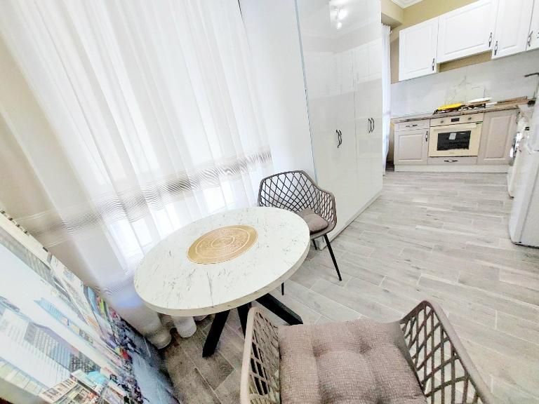 Одокомнатные апартаменты в новострое на Ботанике - Bed and Breakfast Chisinau