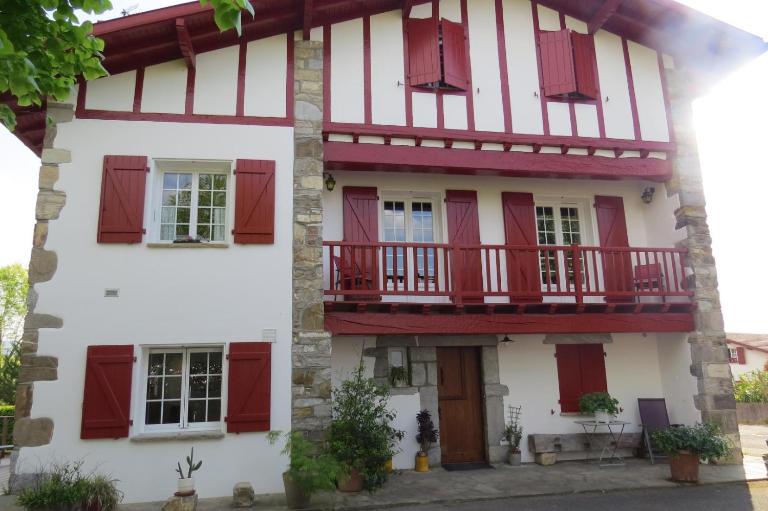 Hiriarteberria - Chambres d'hôtes Larressore