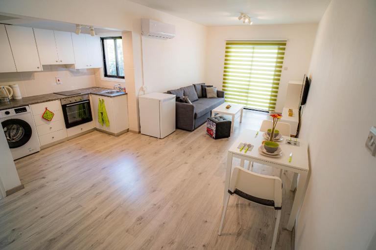 Cozy Apartment In Kapparis - B&B Paralímni