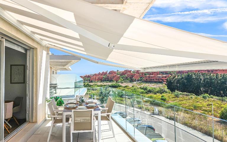 2 bedroom penthouse in Serenity Collection in Estepona - B&B Estepona