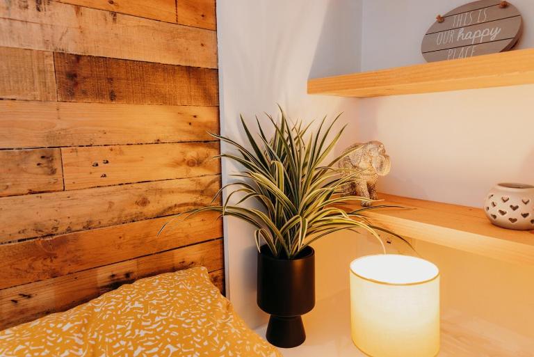 Superb Guest Suite in Caldicot with Parking - B&B Caldicot