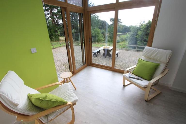 Orchard Nook - Sleeps 4, 2 Bedrooms (one ensuite) - B&B Kendal