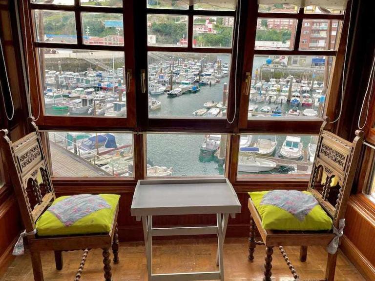Utsa Eski -Piso con encanto en 1ª linea de puerto. - B&B Bermeo