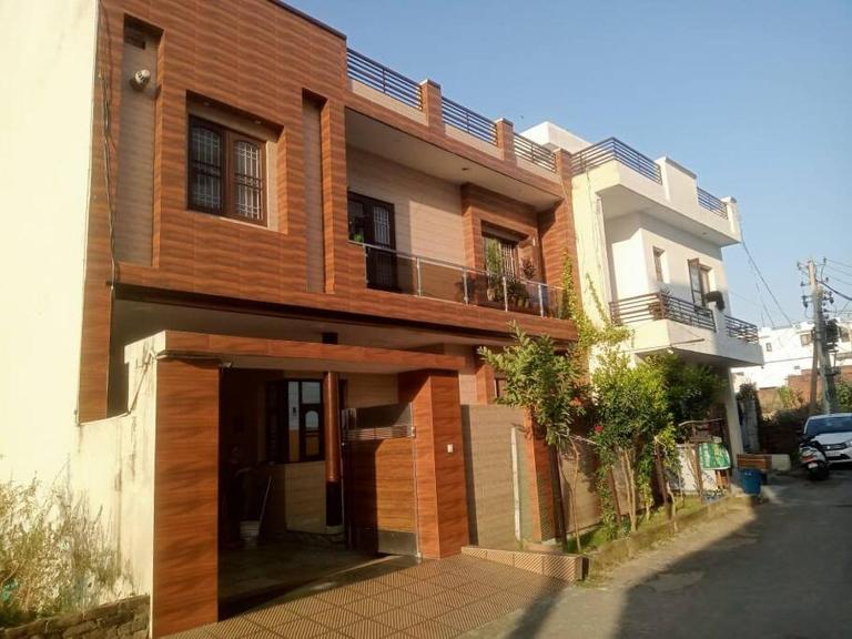 Holistay - Homestay Jammu - B&B Jammu
