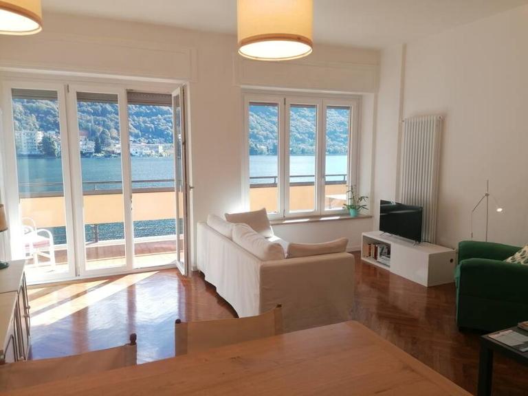 Lakefront 15 - Chambres d'hôtes Omegna