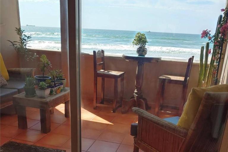 Las Olas Sunset and Oceanfront Paradise - B&B Rosarito