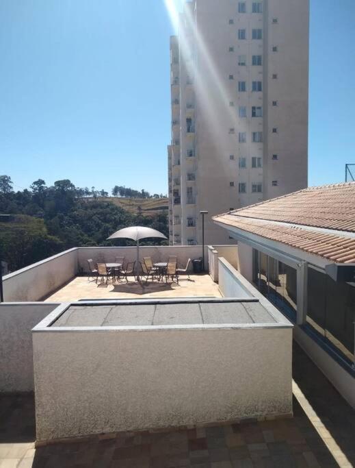 Apartamento em Condomínio fechado. - Bed and Breakfast Itatiba