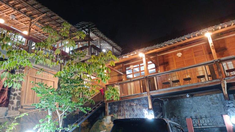 Omah Singo Stay & Resto Yogyakarta - B&B Bantul