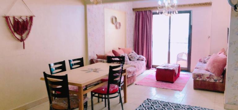 Cozy apartment Maadi Ring road - Ferienwohnung Kairo
