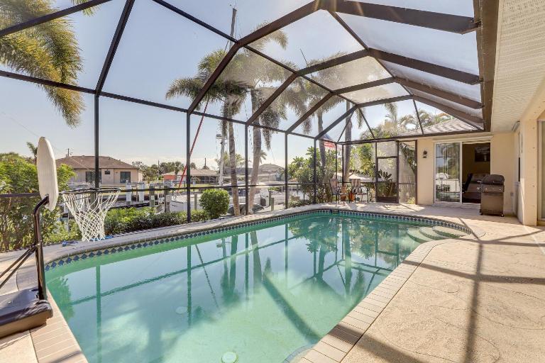 Pet-Friendly Waterfront Home w/ Pool! - Bed and Breakfast Port Charlotte
