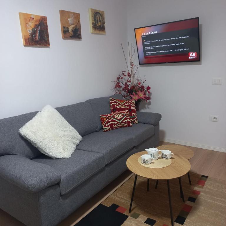 Regis Apartment - B&B Tirana