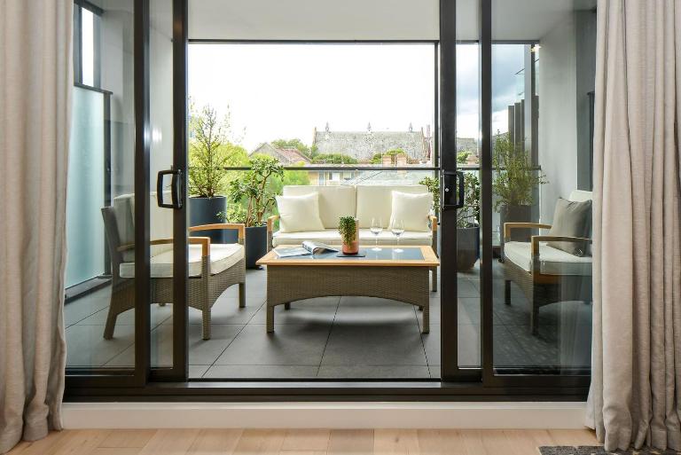 Boutique Stays - The Lincoln - B&B Melbourne