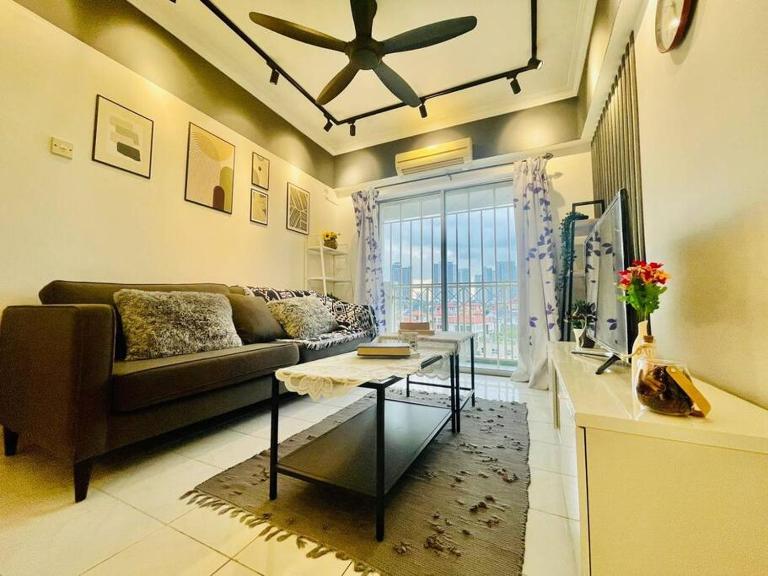 8 pax Homestay near Axiata Arena & Pavilion 2 - Ferienwohnung Kuala Lumpur