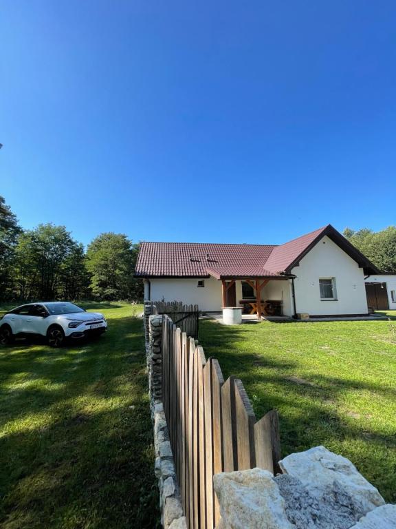 Domek na skraju lasu - Ferienwohnung Uniejów