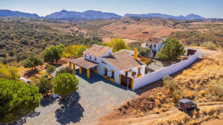 Cubo's Cortijo El Perezon - Ferienwohnung Archidona