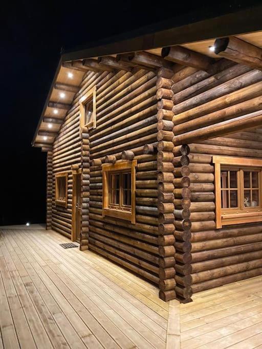 Chalet Amoureux (Région Durbuy) - B&B Heure